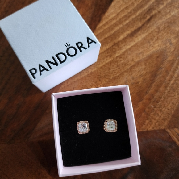Pandora rose gold diamond stud earrings - Picture 1 of 4